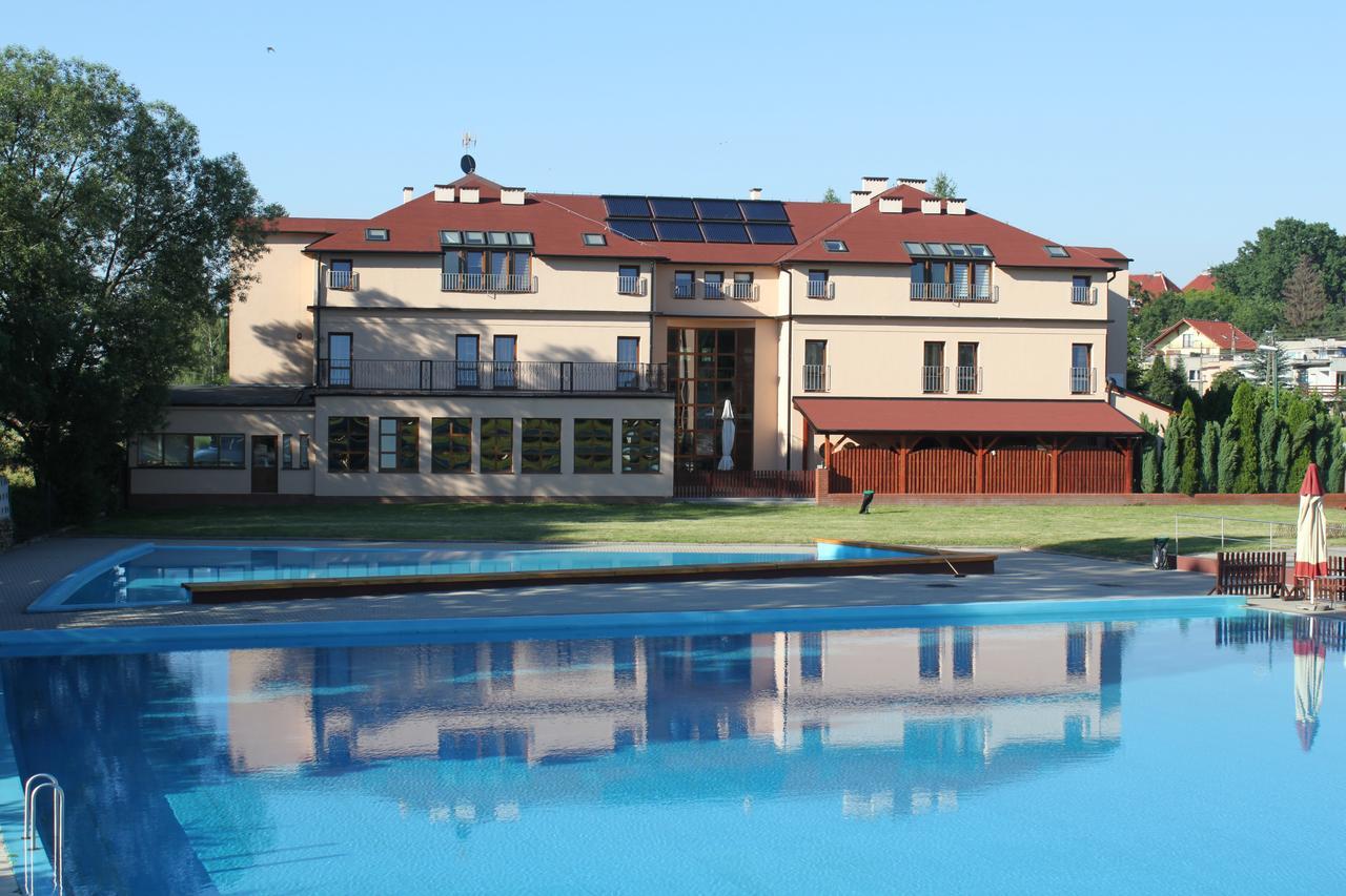 Hotel Oaza Prudnik Esterno foto