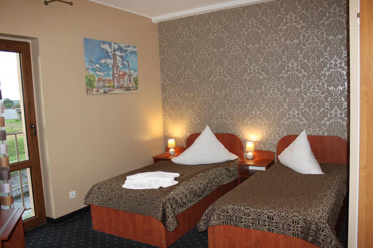 Hotel Oaza Prudnik Esterno foto